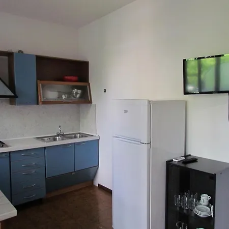 Relaxing By The Pool Διαμέρισμα *